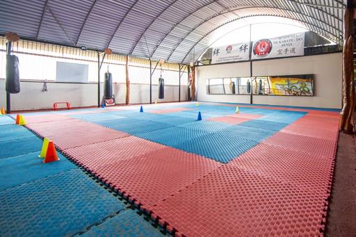 Academia De Karate Fenix   Local Vacio   04